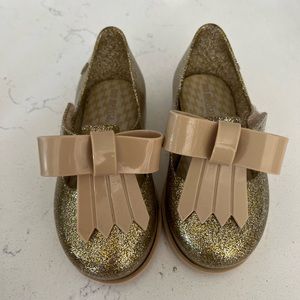 Mini Melissa Size 9 Toddler Girl Gold Shoes